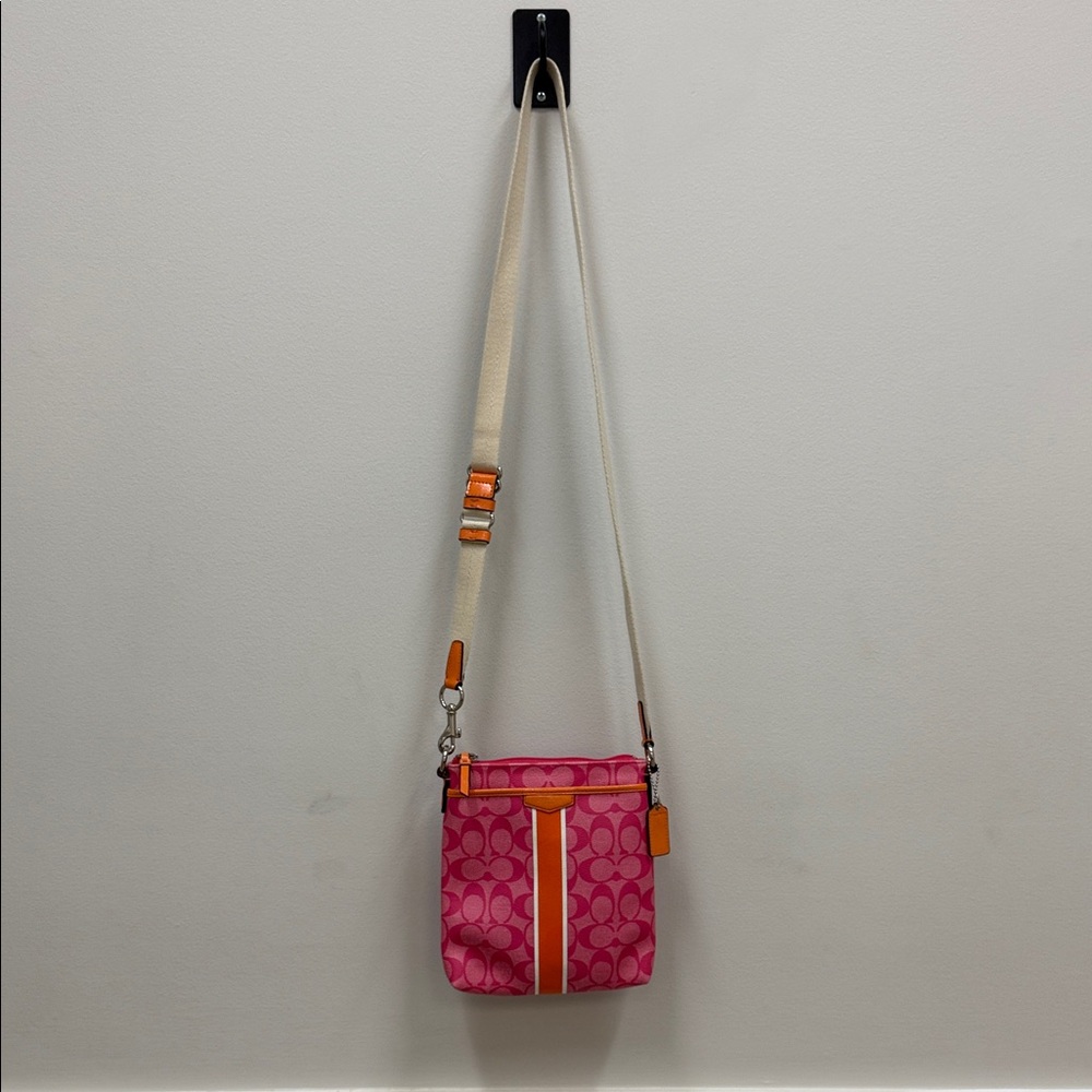 Coach Signature Pink Orange Stripe Swingpack Crossbody Purse Handbag! - Picture 2 of 6